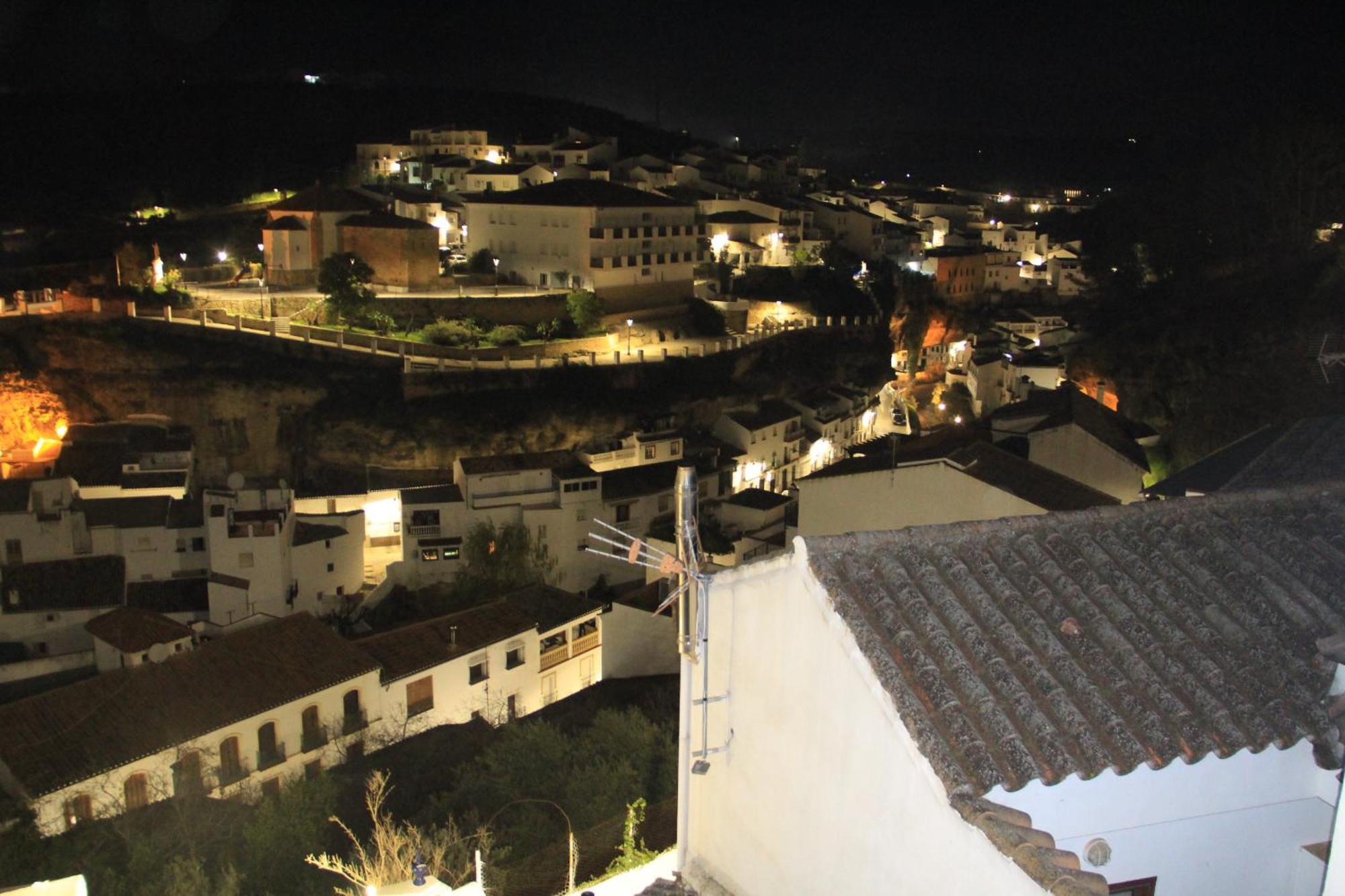 Atico De La Miel Appartement Setenil De Las Bodegas Buitenkant foto