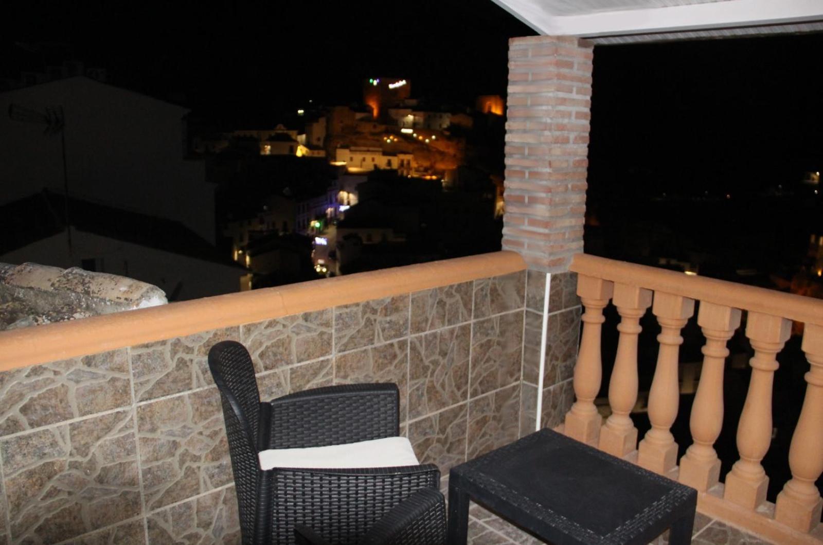 Atico De La Miel Appartement Setenil De Las Bodegas Buitenkant foto
